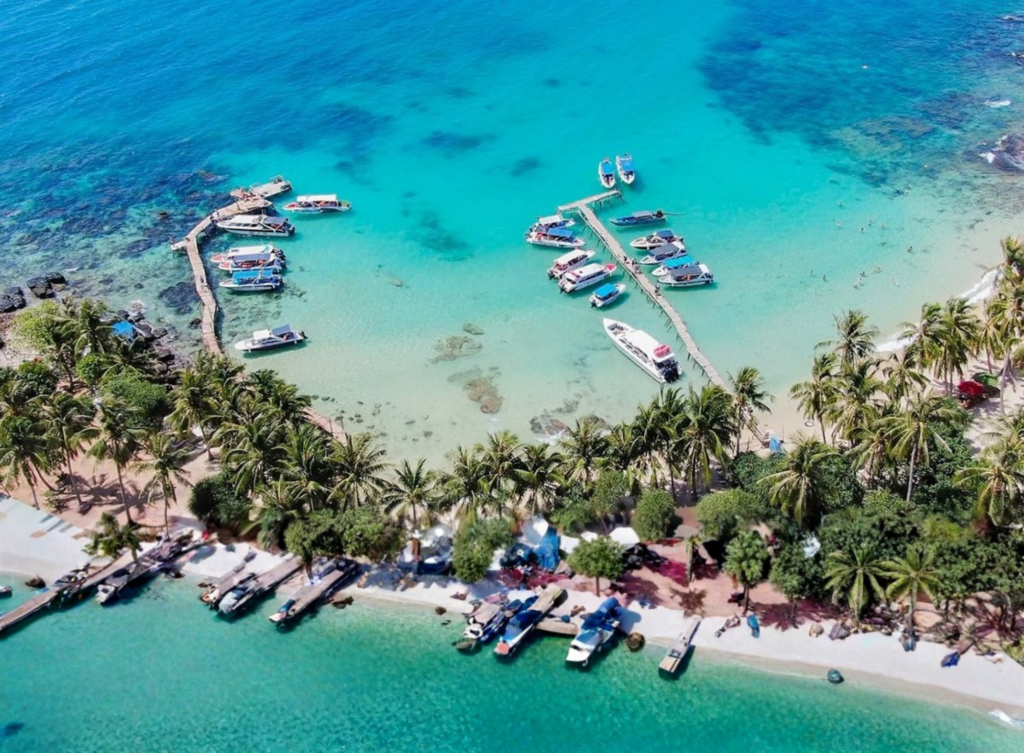 Website Vietnam Four island