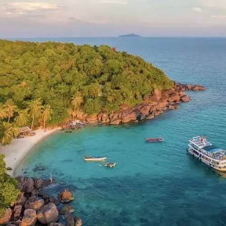 Grand Vietnam Senior Citizen Tour Package